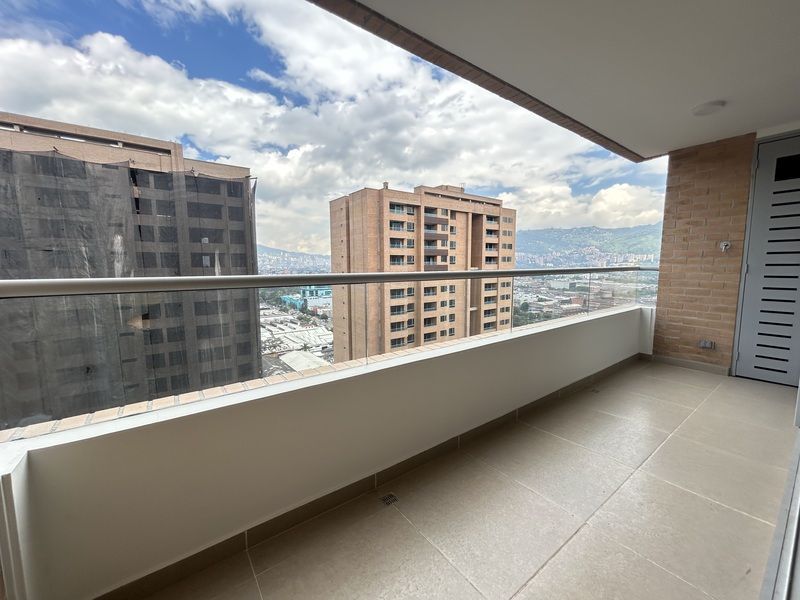 APARTAMENTO EN VENTA UBICADO EN EL POBLADO SECTOR CIUDAD DEL RIO - 17