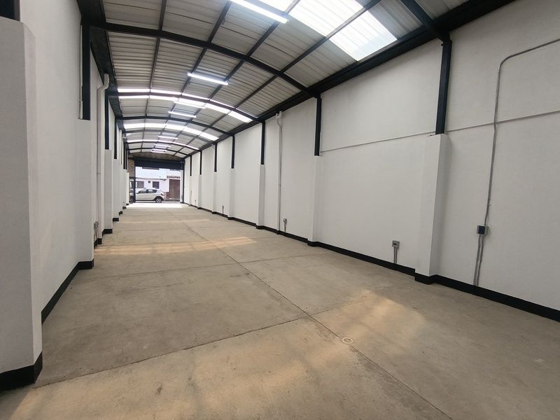 BODEGA EN ARRIENDO UBICADA EN LA CEJA SECTOR SAN CAYETANO - 4