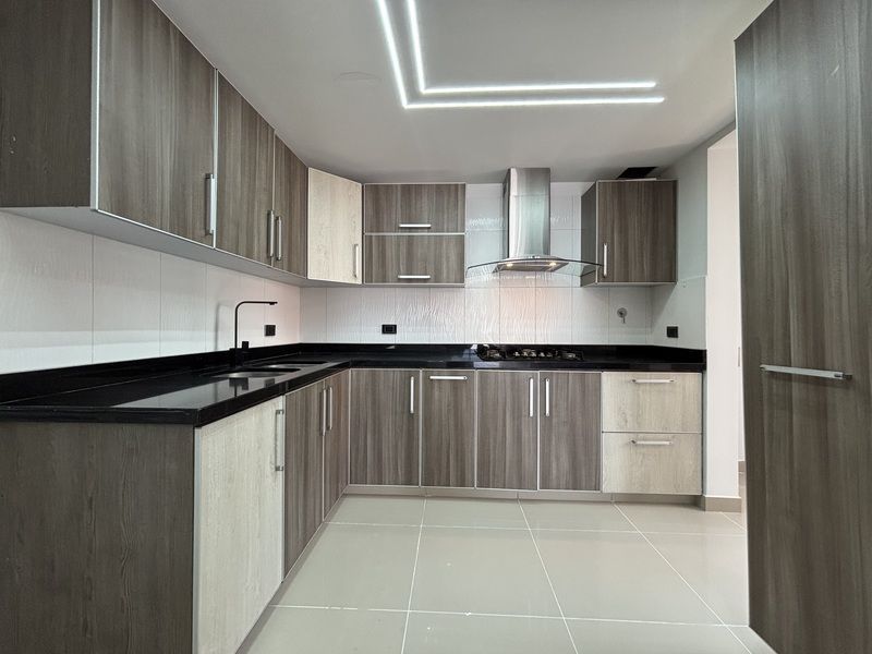APARTAMENTO EN ARRIENDO UBICADO EN ENVIGADO SECTOR LOMA DEL ESMERALDAL - 4