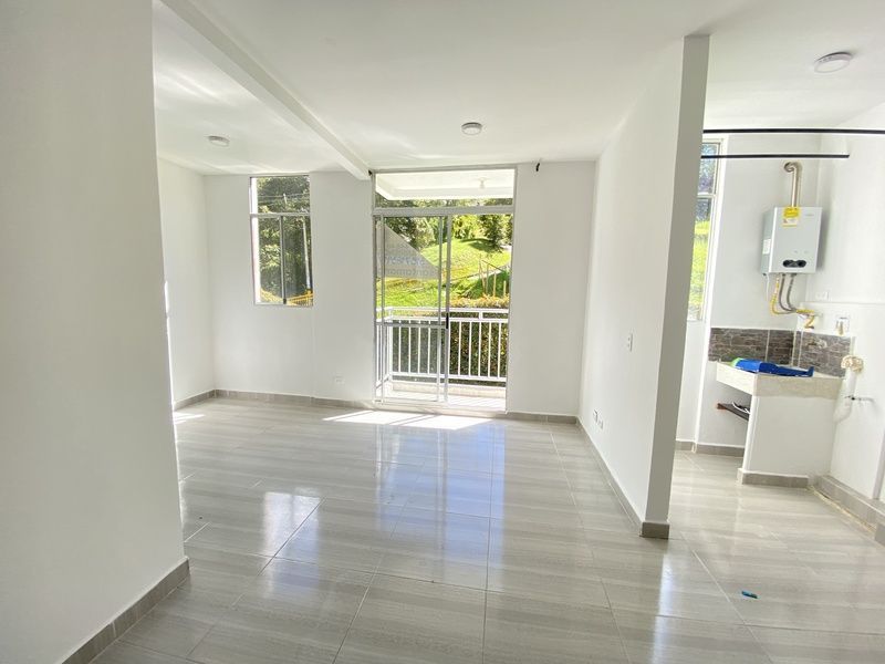 APARTAMENTO EN ARRIENDO UBICADO EN RIONEGRO SECTOR UCO - 3