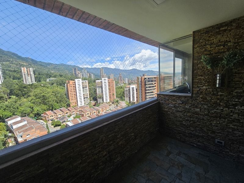 APARTAMENTO AMOBLADO EN ARRIENDO UBICADO EN EL POBLADO SECTOR EL TESORO - 29