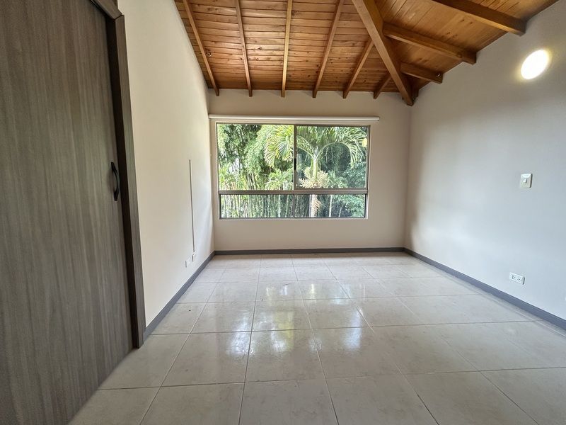 CASA EN ARRIENDO UBICADA EN ENVIGADO SECTOR TRES ESQUINAS - 14