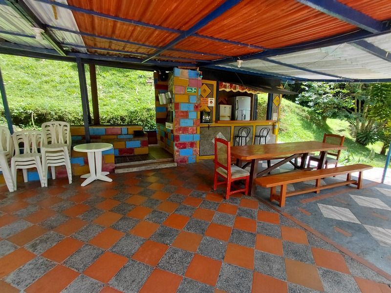 FINCA EN ARRIENDO UBICADA EN BARBOSA SECTOR VEREDA VALLECITOS - 2