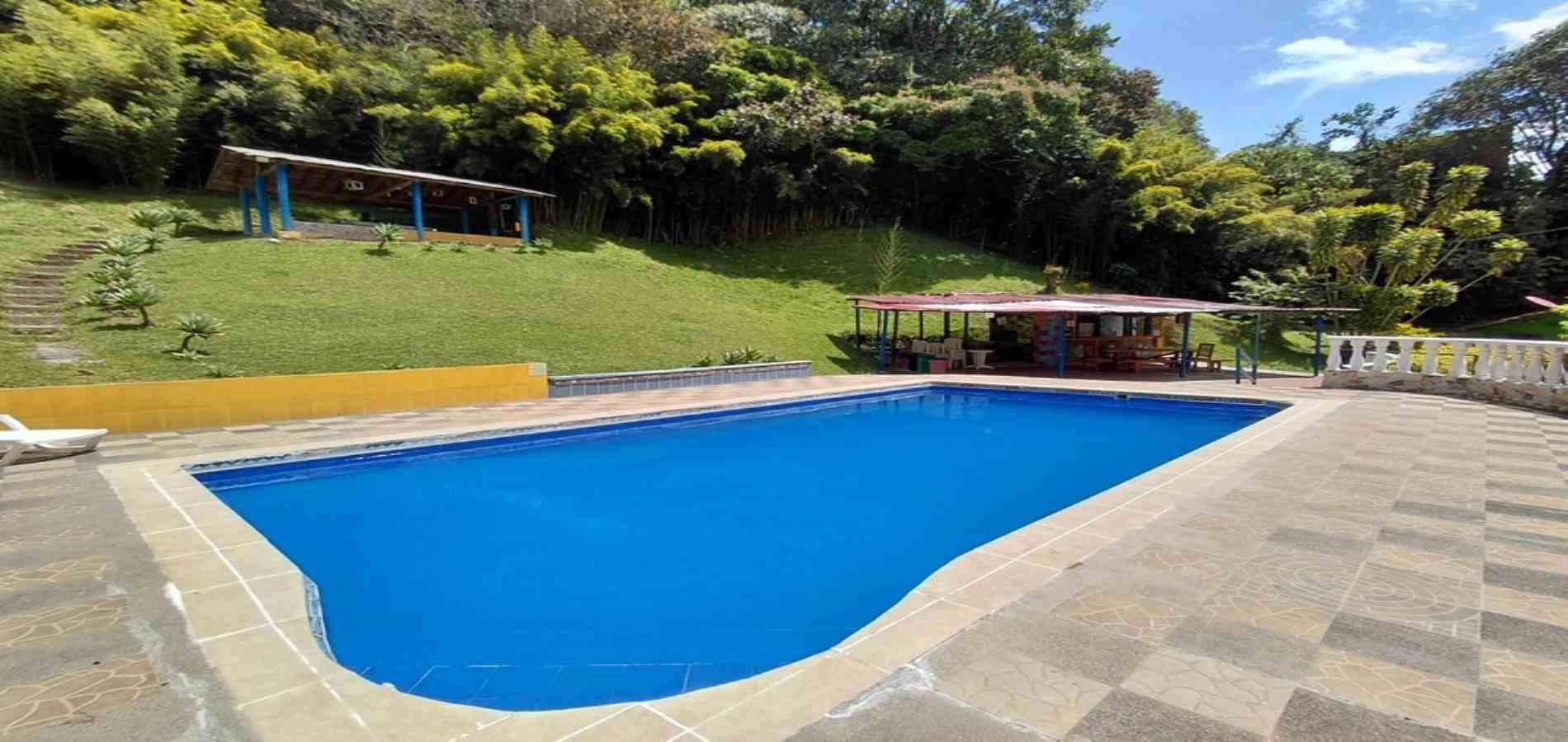 FINCA EN ARRIENDO UBICADA EN BARBOSA SECTOR VEREDA VALLECITOS - 18