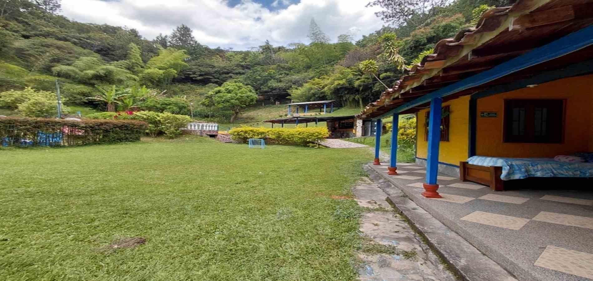 FINCA EN ARRIENDO UBICADA EN BARBOSA SECTOR VEREDA VALLECITOS - 19