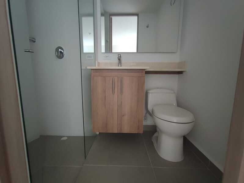 APARTAMENTO EN ARRIENDO UBICADO EN MEDELLIN SECTOR CALAZAN PARTE ALTA - 9