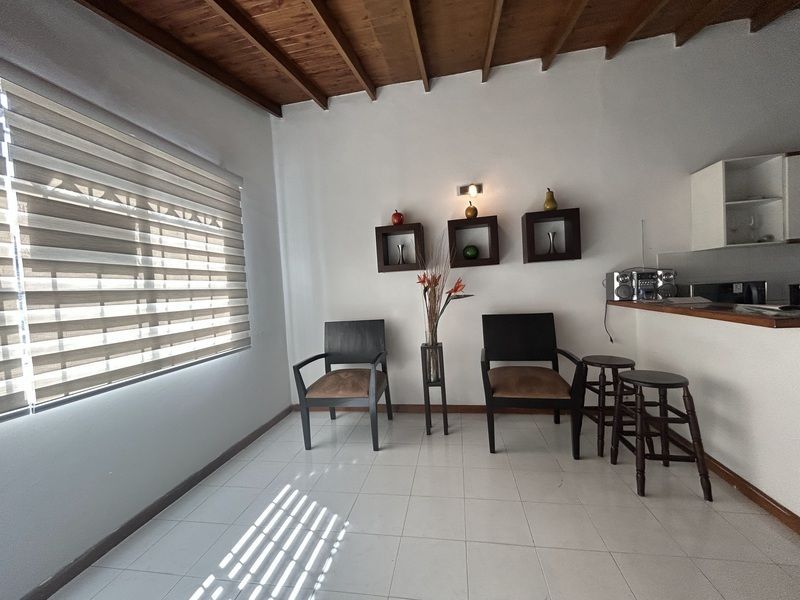 APARTAESTUDIO EN ARRIENDO UBICADO EN MEDELLIN SECTOR LAURELES