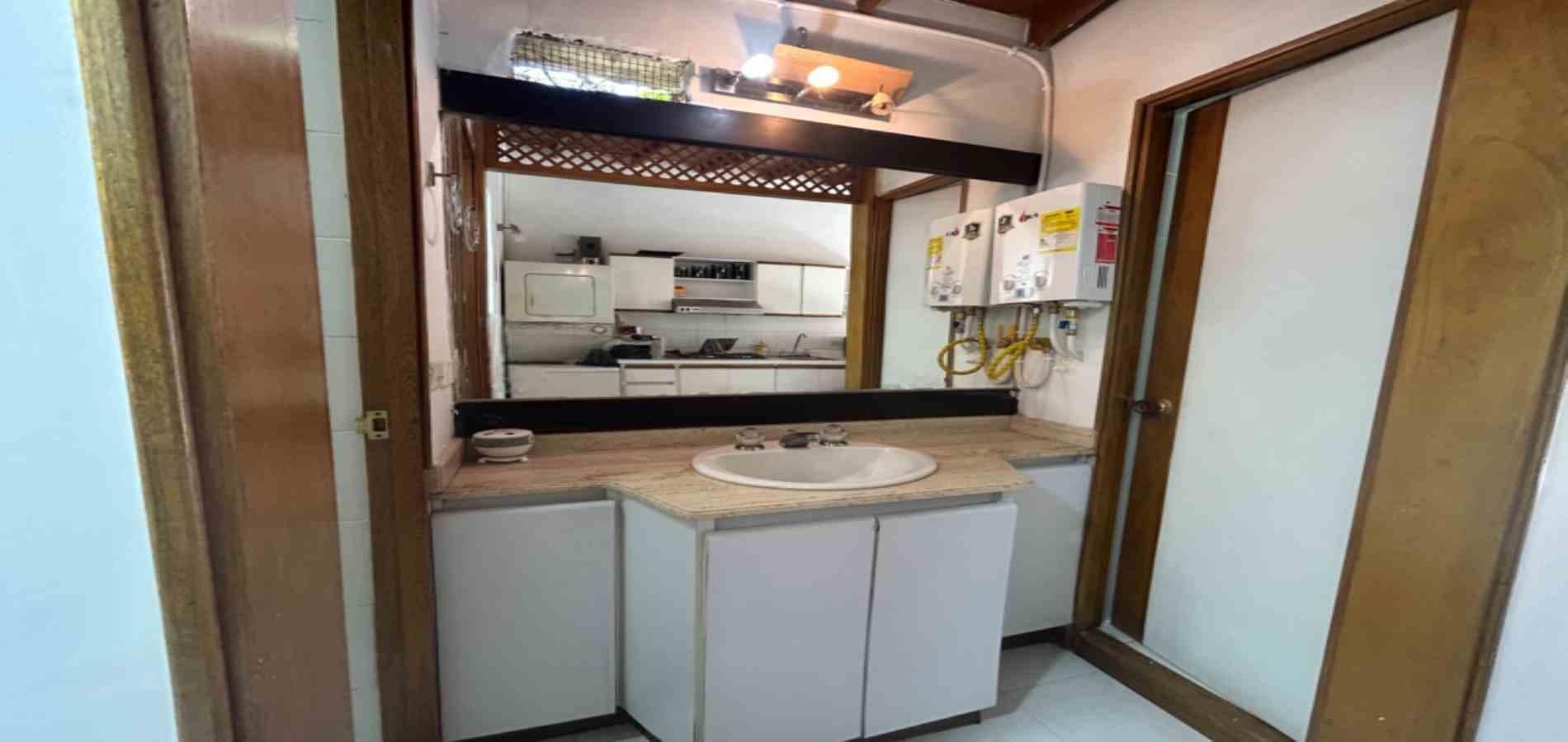 APARTAESTUDIO EN ARRIENDO UBICADO EN MEDELLIN SECTOR LAURELES - 7