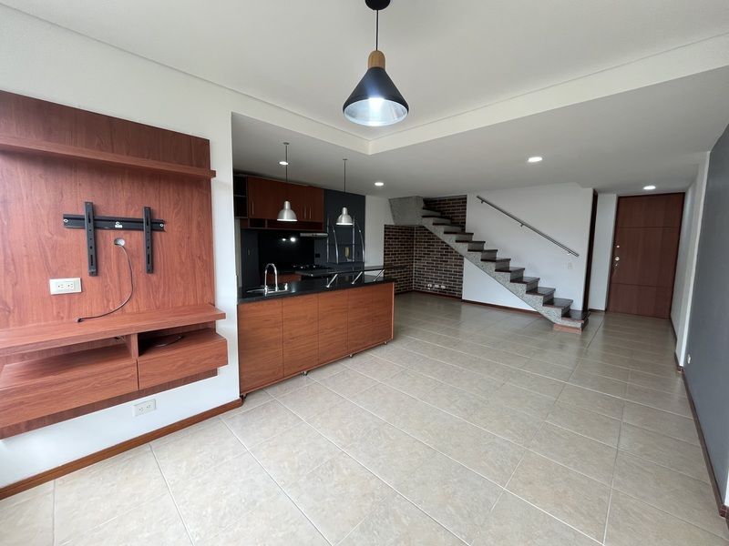 APARTAMENTO EN ARRIENDO UBICADO EN EL POBLADO SECTOR ALEJANDRIA - 2
