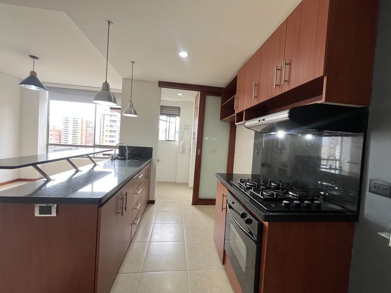 APARTAMENTO EN ARRIENDO UBICADO EN EL POBLADO SECTOR ALEJANDRIA - 4