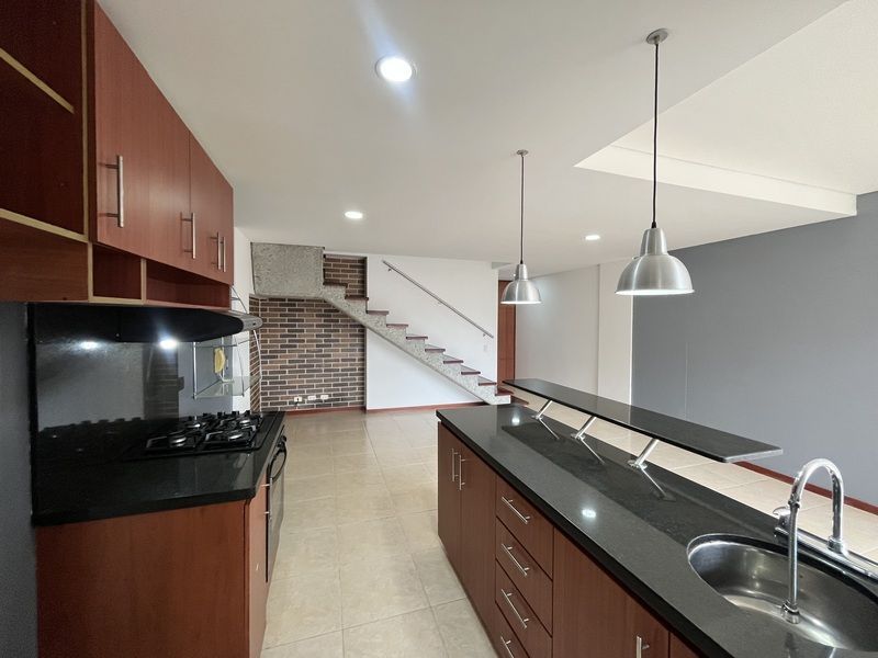 APARTAMENTO EN ARRIENDO UBICADO EN EL POBLADO SECTOR ALEJANDRIA - 5