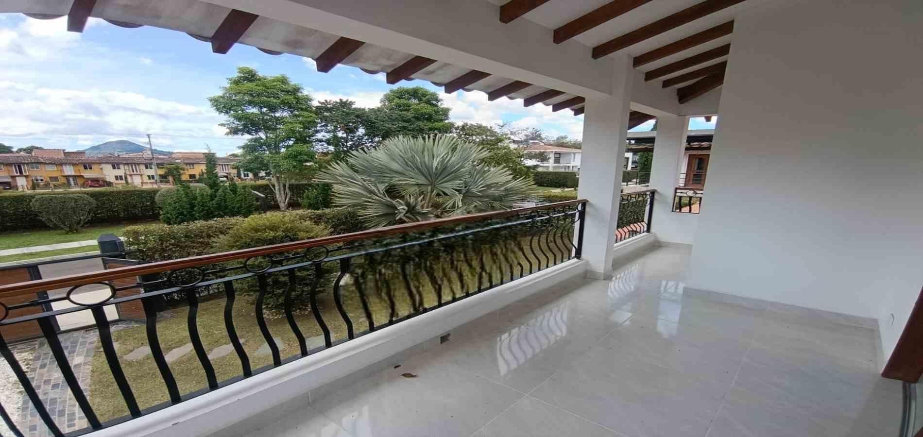 CASA EN ARRIENDO UBICADA EN LA CEJA SECTOR EL TAMBO - 23