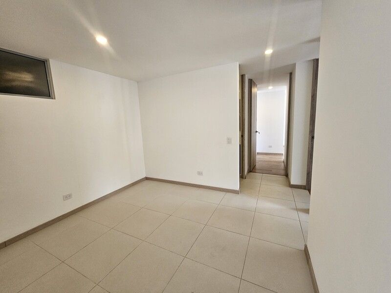 APARTAMENTO EN ARRIENDO UBICADO EN EL POBLADO SECTOR CIUDAD DEL RIO - 4