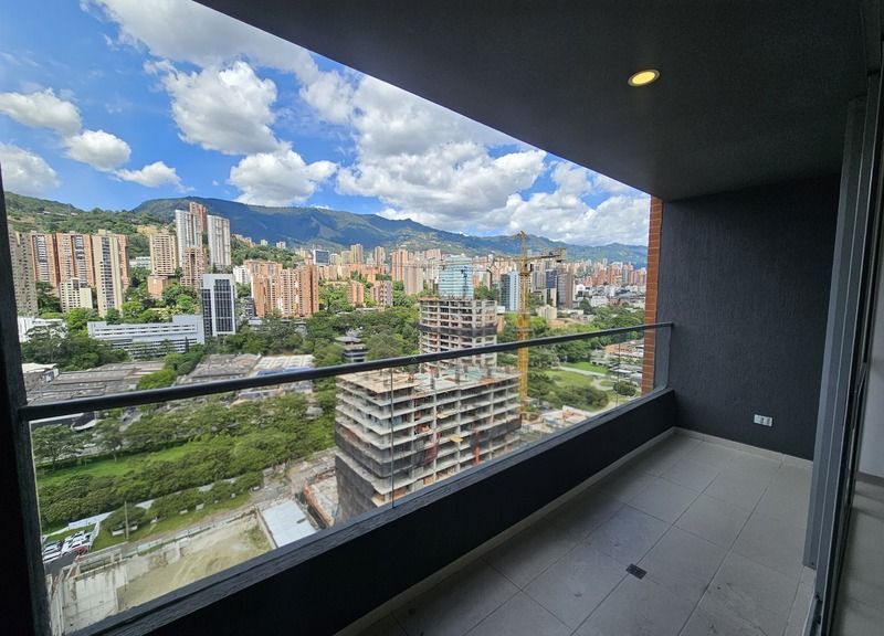 APARTAMENTO EN ARRIENDO UBICADO EN EL POBLADO SECTOR CIUDAD DEL RIO - 18