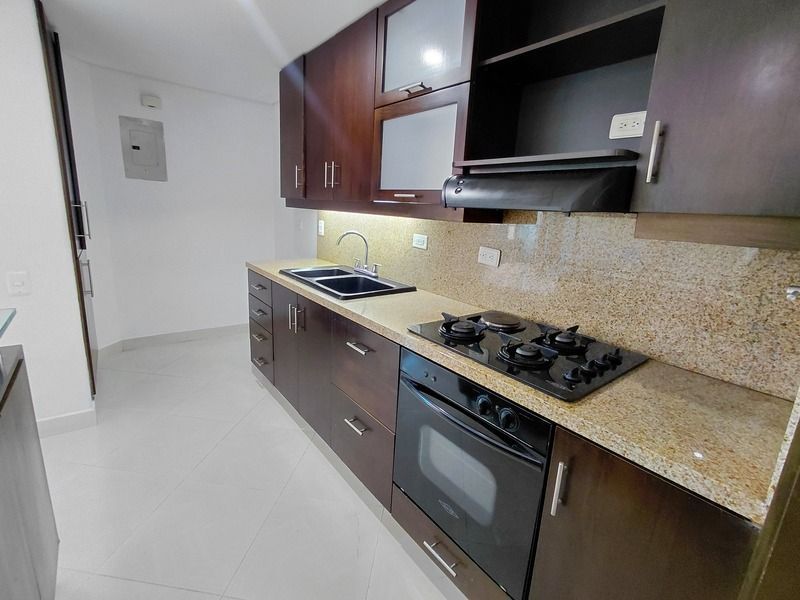 APARTAMENTO EN ARRIENDO UBICADO EN MEDELLIN SECTOR LAURELES - 6