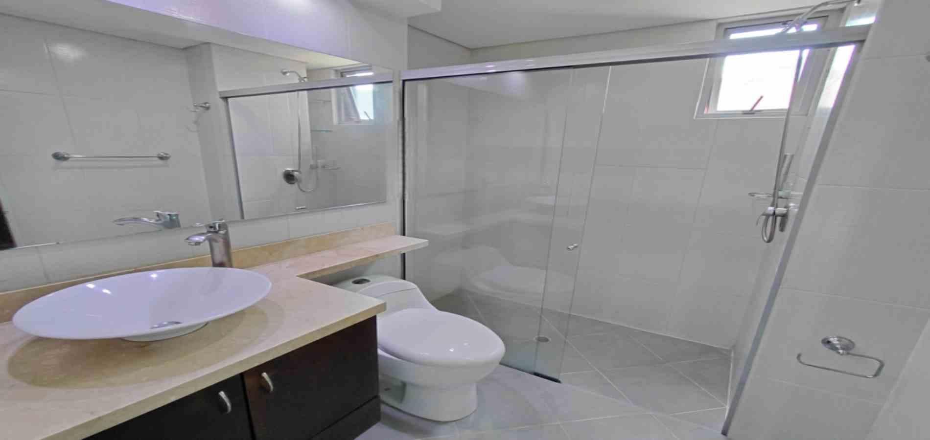 APARTAMENTO EN ARRIENDO UBICADO EN MEDELLIN SECTOR LAURELES - 12