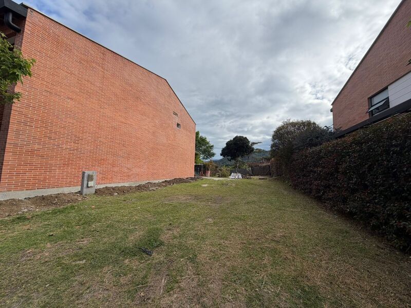 LOTE EN VENTA UBICADO EN EL RETIRO SECTOR LA FE - 2