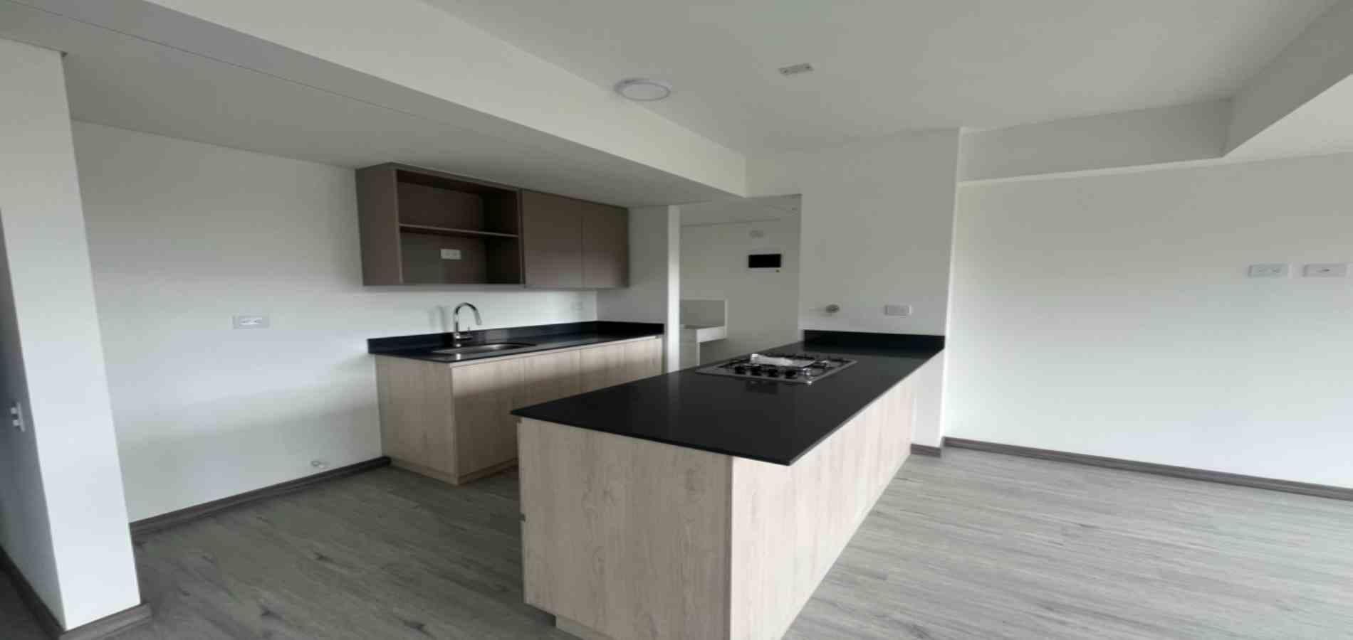 APARTAMENTO EN ARRIENDO UBICADA EN EL POBLADO SECTOR LAS PALMAS - 2
