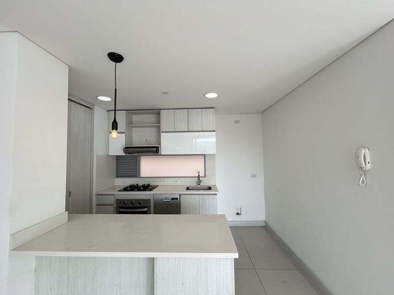 APARTAMENTO EN ARRIENDO UBICADO EN ENVIGADO SECTOR LOMA DEL CHOCHO - 3
