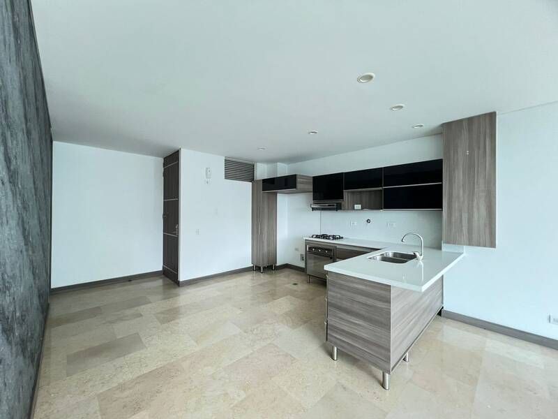 APARTAMENTO EN ARRIENDO UBICADO EN SABANETA SECTOR AVES MARIA - 4