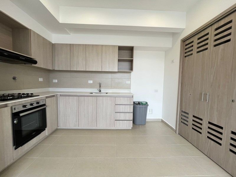 APARTAMENTO EN ARRIENDO UBICADO EN RIONEGRO SECTOR SAN NICOLAS - 2