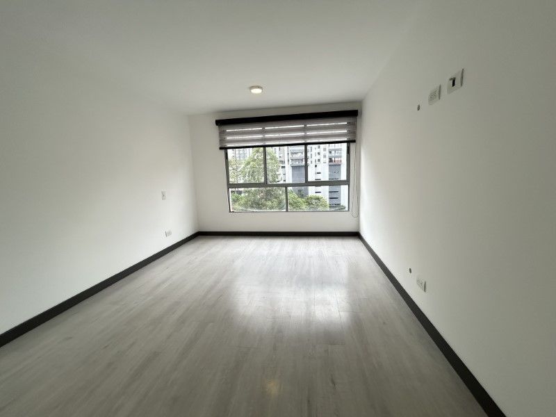 APARTAMENTO EN ARRIENDO UBICADO EN ENVIGADO SECTOR LOMA DE LAS BRUJAS - 4