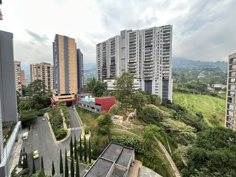 APARTAMENTO EN ARRIENDO UBICADO EN ENVIGADO SECTOR LOMA DE LAS BRUJAS - 10