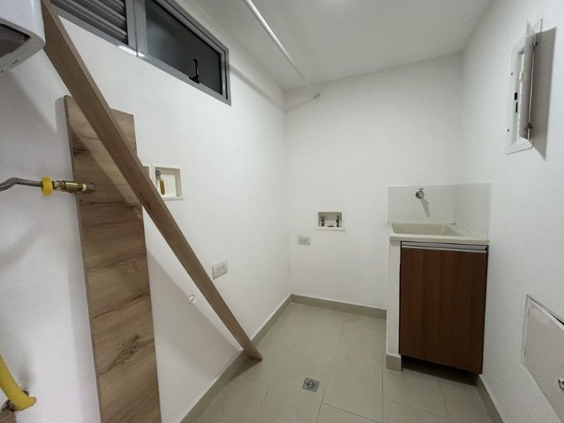 APARTAMENTO EN ARRIENDO UBICADO EN ENVIGADO SECTOR LOMA DE LAS BRUJAS - 8