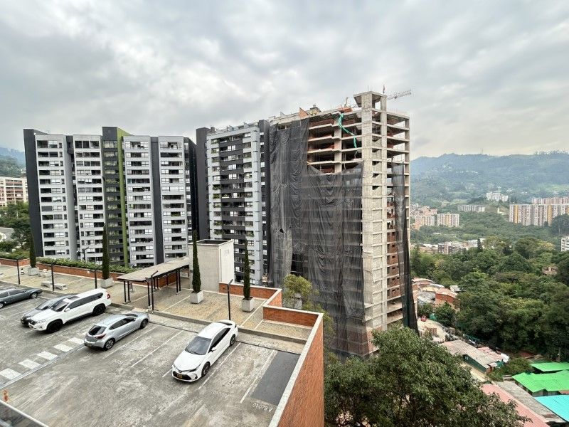 APARTAMENTO EN ARRIENDO UBICADO EN ENVIGADO SECTOR LOMA DE LAS BRUJAS - 10