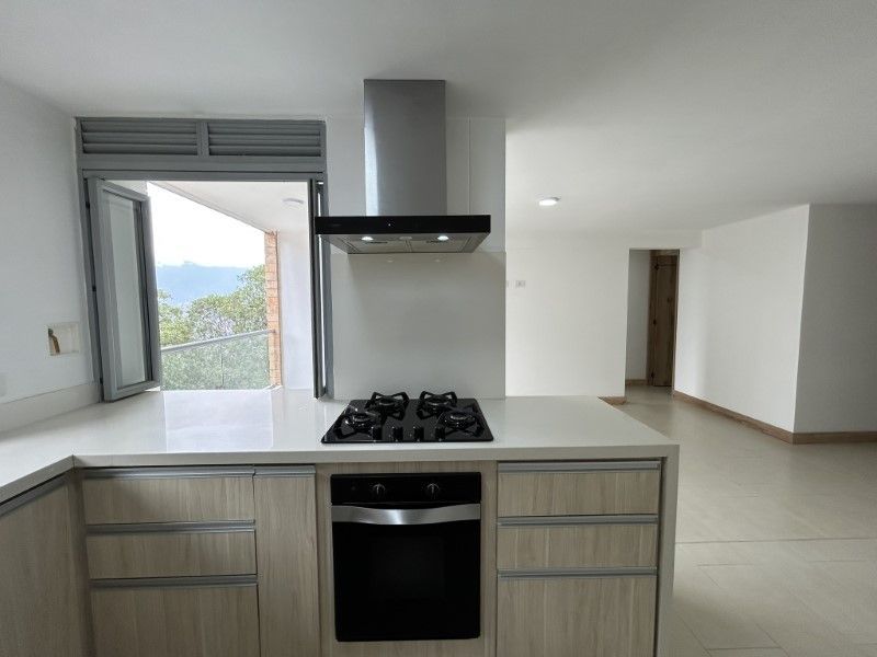 APARTAMENTO EN ARRIENDO UBICADO EN ENVIGADO SECTOR LOMA DE LAS BRUJAS - 13