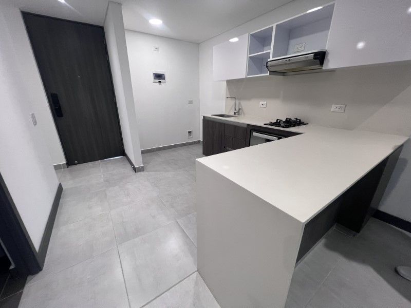 APARTAESTUDIO EN ARRIENDO UBICADO EN EL POBLADO SECTOR CIUDAD DEL RIO - 2