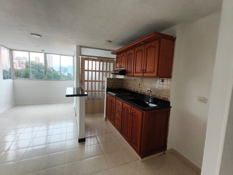 APARTAMENTO EN ARRIENDO UBICADO EN EL POBLADO SECTOR SAN JULIAN - 2