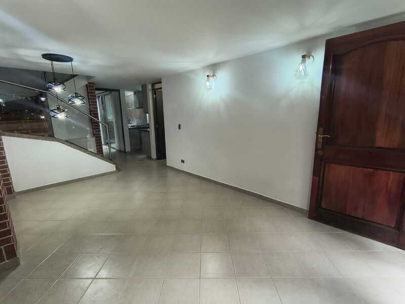 CASA EN VENTA UBICADA EN ITAGUI SECTOR SURAMERICA - 2