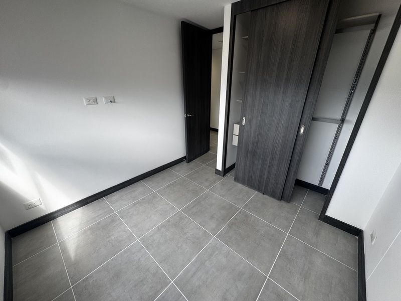 APARTAMENTO EN ARRIENDO UBICADO EN EL POBLADO SECTOR CIUDAD DEL RIO - 12