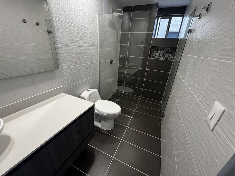 APARTAMENTO EN ARRIENDO UBICADO EN EL POBLADO SECTOR CIUDAD DEL RIO - 19