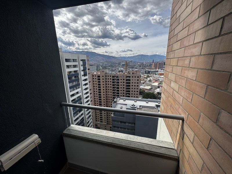 APARTAMENTO EN ARRIENDO UBICADO EN EL POBLADO SECTOR CIUDAD DEL RIO - 22