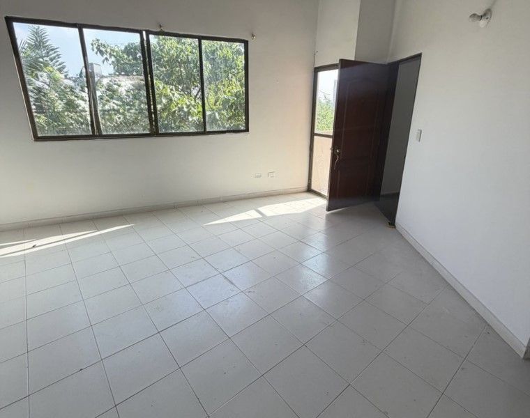 APARTAMENTO EN ARRIENDO UBICADO EN MEDELLIN SECTOR LAURELES
