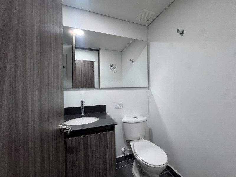 APARTAMENTO EN ARRIENDO UBICADA EN EL POBLADO SECTOR LAS PALMAS - 7