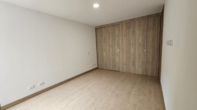 APARTAMENTO EN ARRIENDO UBICADO EN EL POBLADO SECTOR CIUDAD DEL RIO - 3