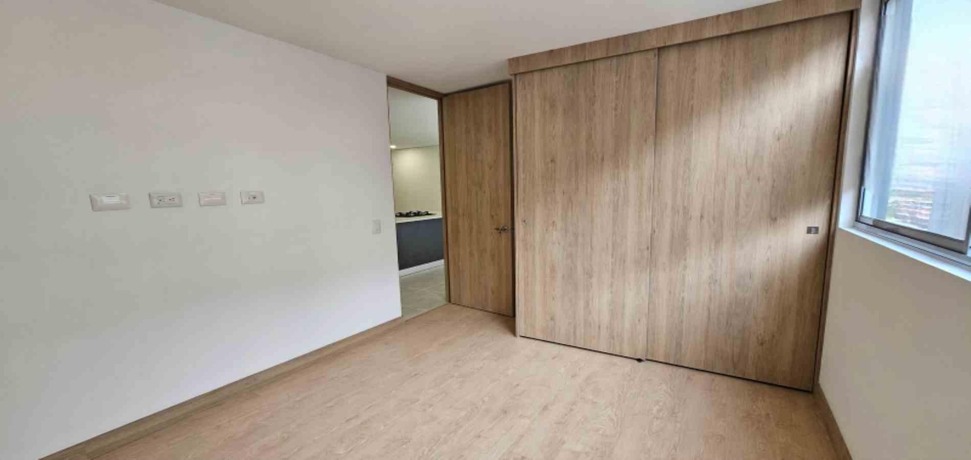 APARTAMENTO EN ARRIENDO UBICADO EN EL POBLADO SECTOR CIUDAD DEL RIO - 4