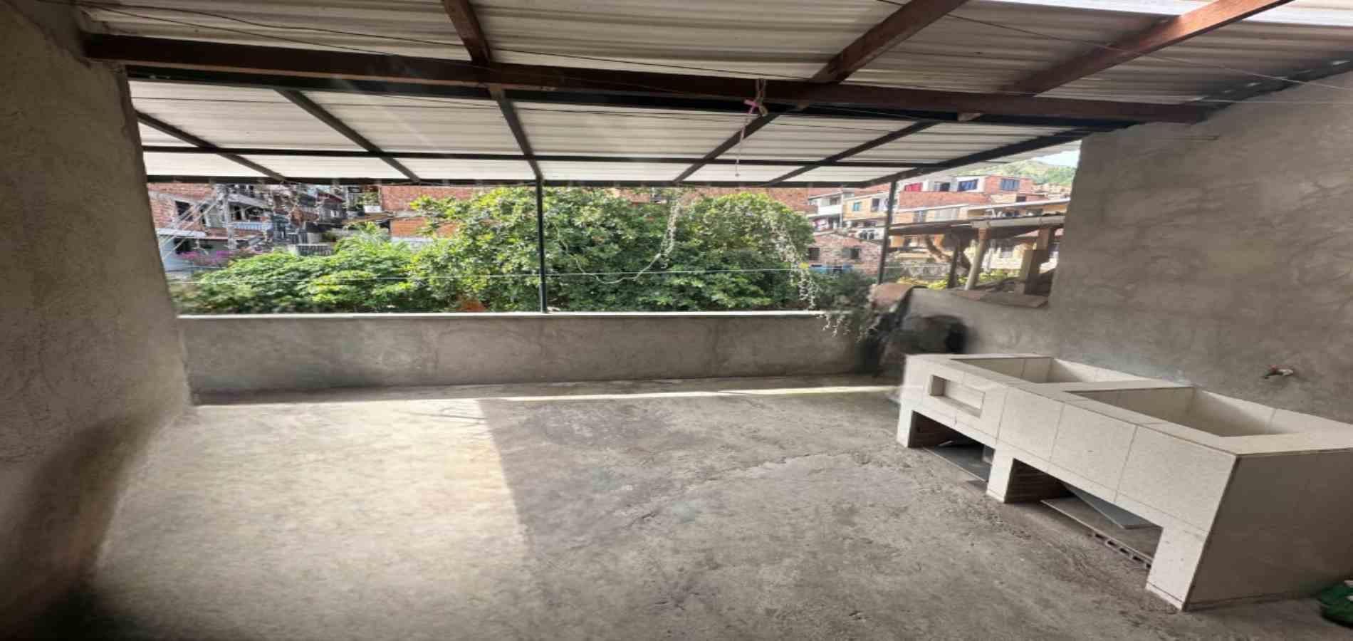 CASA EN ARRIENDO UBICADA EN BELLO SECTOR CAMACOL - 8