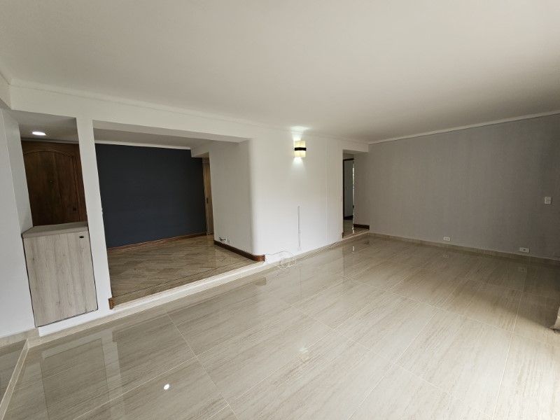 APARTAMENTO EN ARRIENDO UBICADO EN EL POBLADO SECTOR LOS PARRA - 2