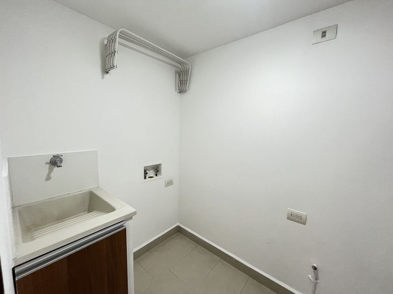 APARTAMENTO EN ARRIENDO UBICADO EN ENVIGADO SECTOR LAS BRUJAS - 16