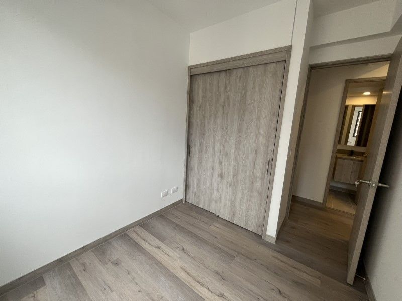 APARTAMENTO EN ARRIENDO UBICADO EN EL POBLADO SECTOR CUIDAD DEL RIO - 5