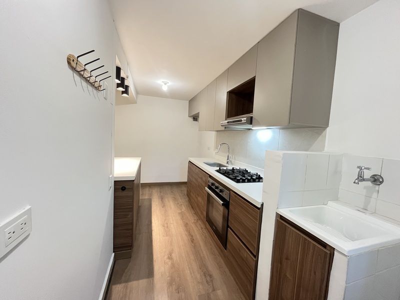APARTAMENTO EN ARRIENDO UBICADO EN EL POBLADO SECTOR CASTROPOL - 4