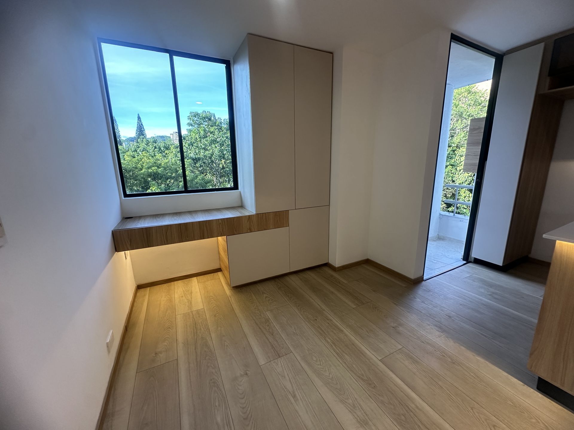 APARTAMENTO EN ARRIENDO UBICADO EN EL POBLADO SECTOR TRANSVERSAL INFERIOR - 9