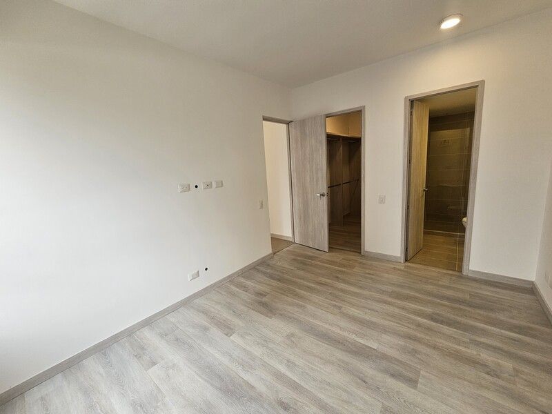 APARTAMENTO EN ARRIENDO UBICADO EN EL POBLADO SECTOR CIUDAD DEL RIO - 9