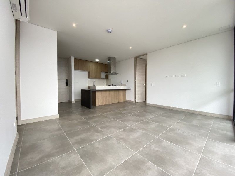 APARTAMENTO EN ARRIENDO UBICADO EN EL POBLADO SECTOR LINARES