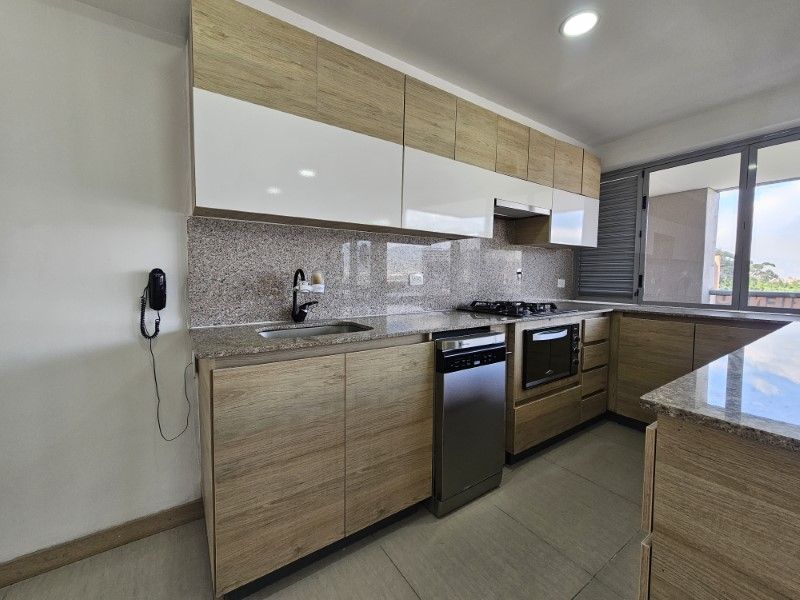APARTAMENTO EN ARRIENDO UBICADO EN EL POBLADO SECTOR SAN JULIAN - 3