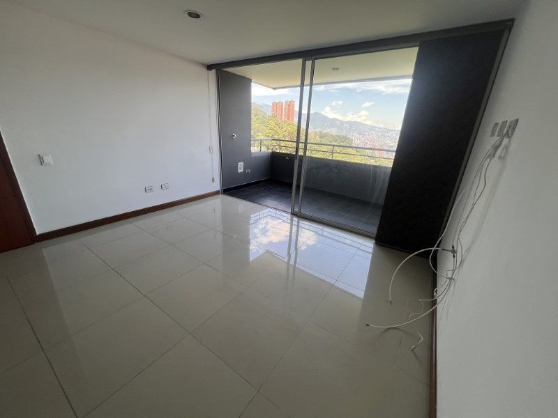 APARTAMENTO EN ARRIENDO UBICADO EN EL POBLADO SECTOR LOMA DEL INDIO - 2